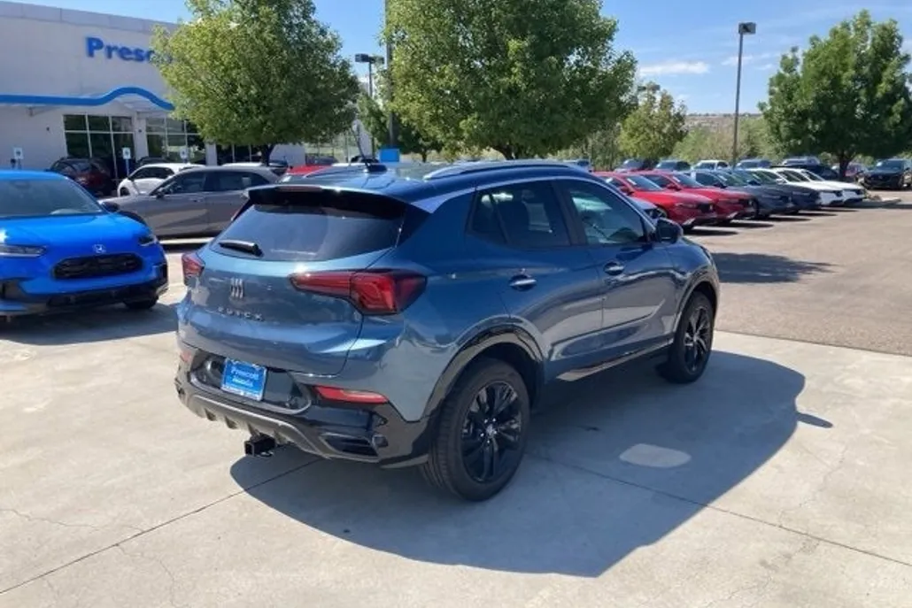 2025 Buick Encore GX Sport Touring photo 1