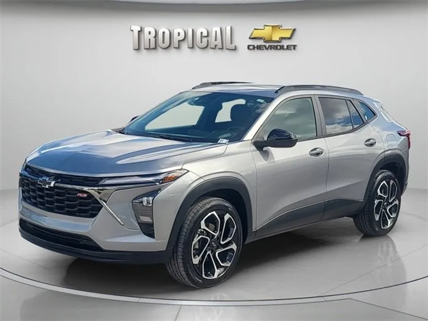 2024 Chevrolet Trax photo 1