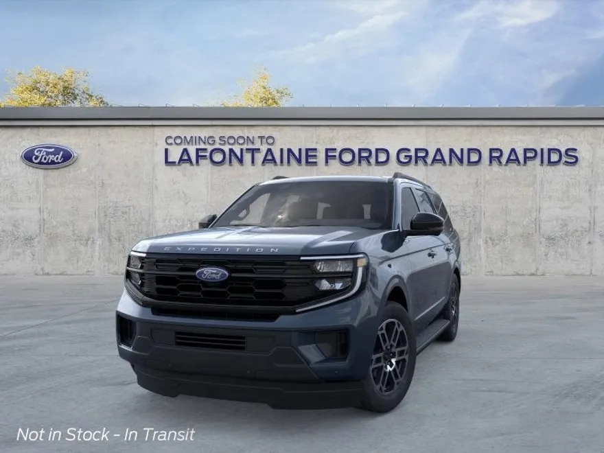 2025 Ford Expedition photo 1