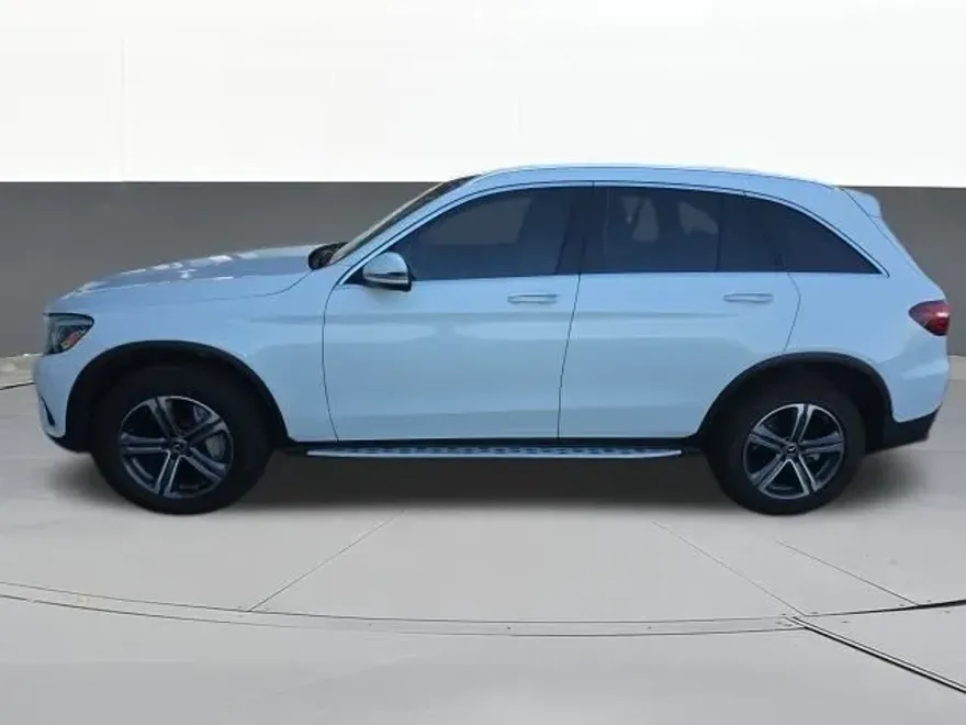 2019 Mercedes Benz GLC 300 4MATIC photo 1