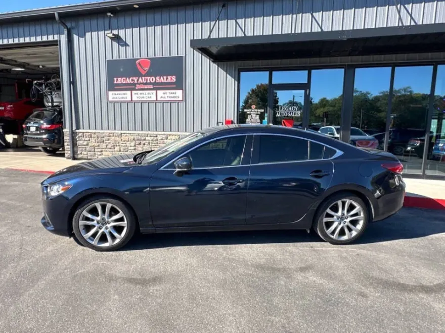 2017 Mazda Mazda6 Touring photo 1