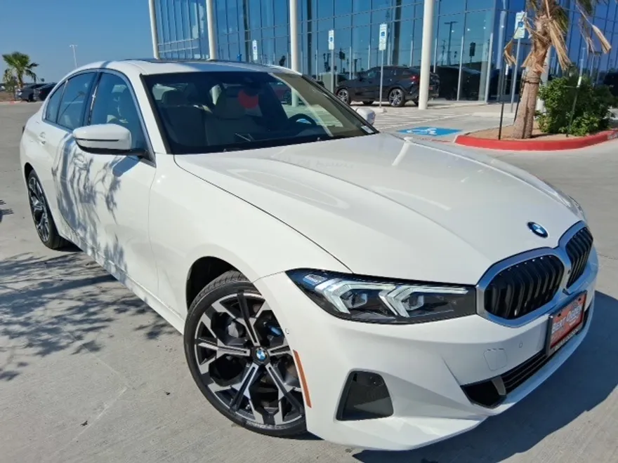 2025 Bmw 330i photo 1