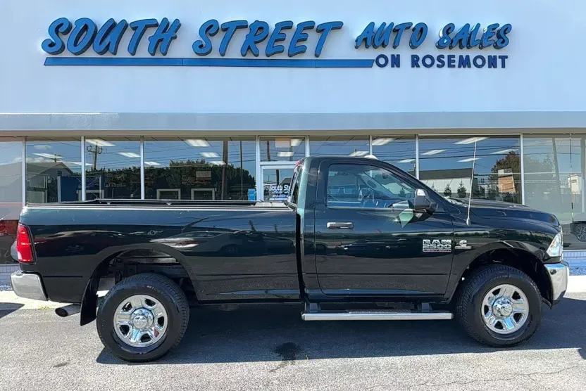 2016 Ram 2500 Tradesman photo 1