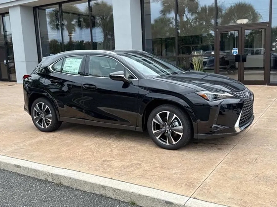 2025 Lexus UX Premium photo 1