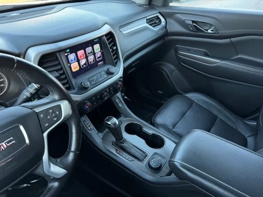 2019 Gmc Acadia SLT photo 1