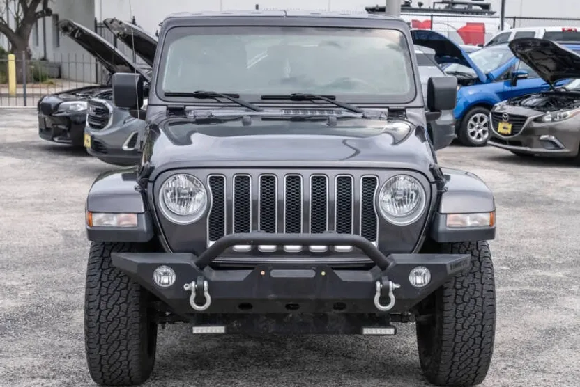 2020 Jeep Wrangler Unlimited Sahara Sport photo 1