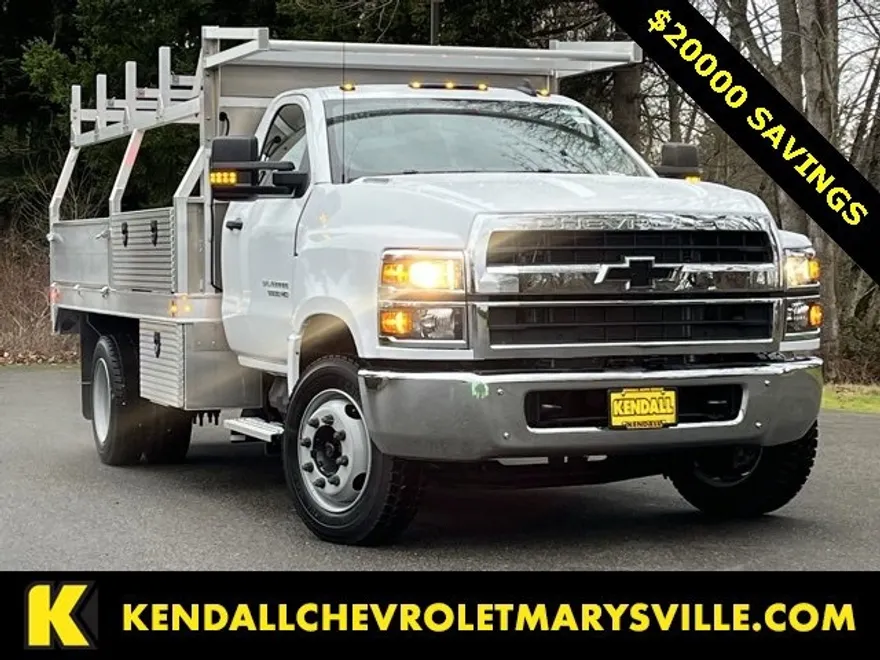 2023 Chevrolet Silverado 5500HD Work Truck photo 1