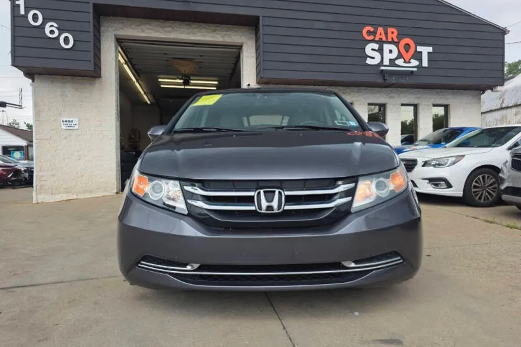 2015 Honda Odyssey EX-L photo 1
