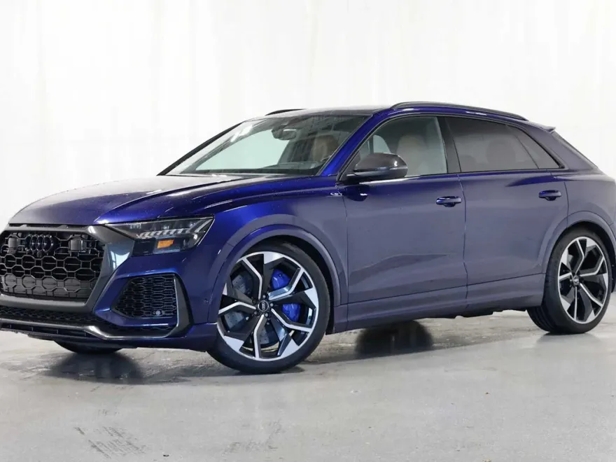 2021 Audi RS Q8 photo 1