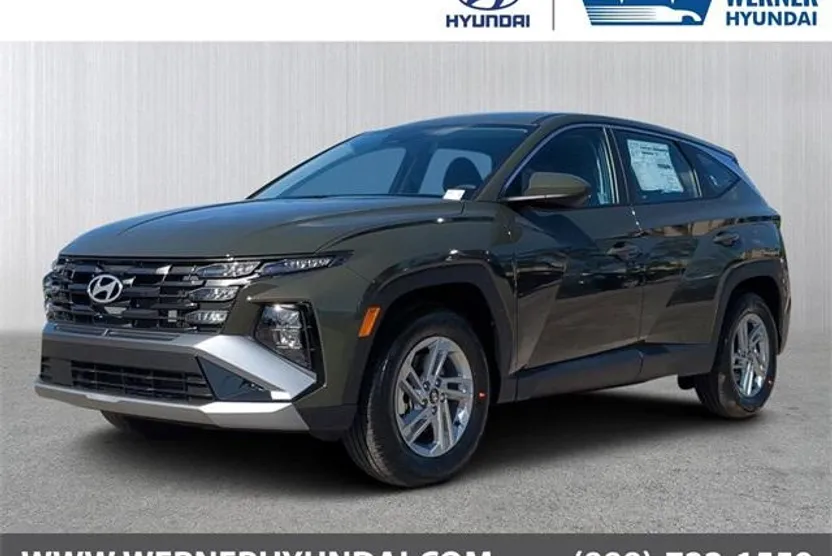 2025 Hyundai Tucson SE photo 1