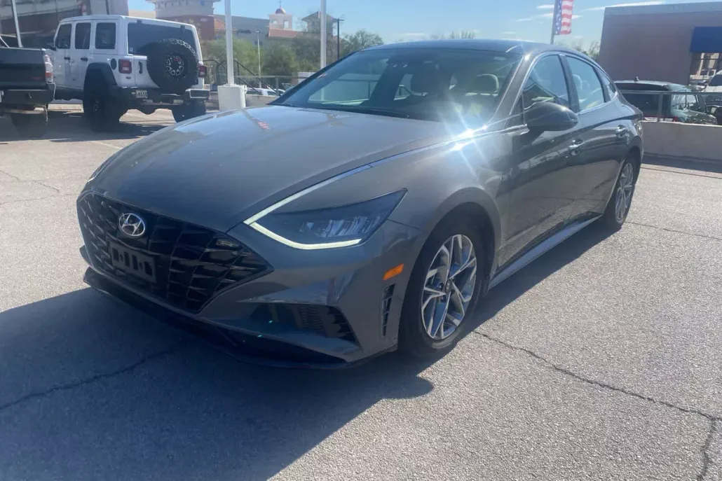 2022 Hyundai Sonata SEL photo 1