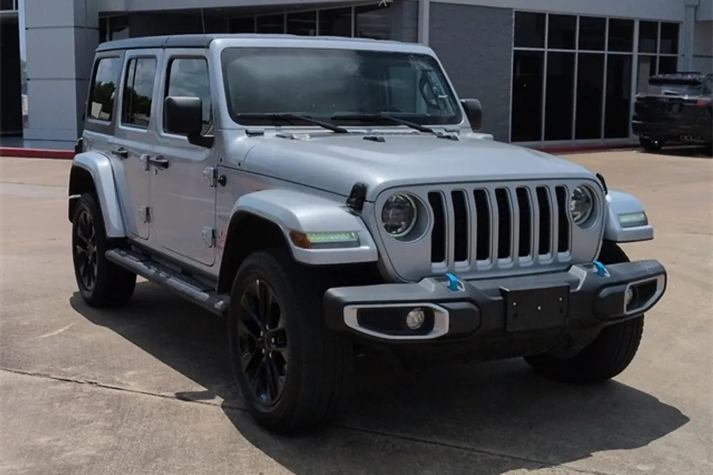 2023 Jeep Wrangler Sahara 4xe photo 1