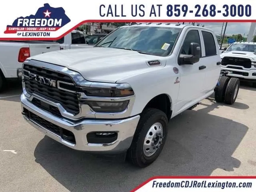 2025 Ram 3500 Tradesman photo 1