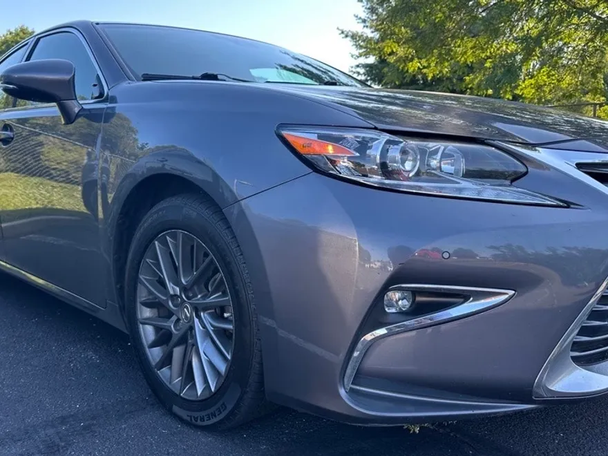 2018 Lexus ES 350 photo 1