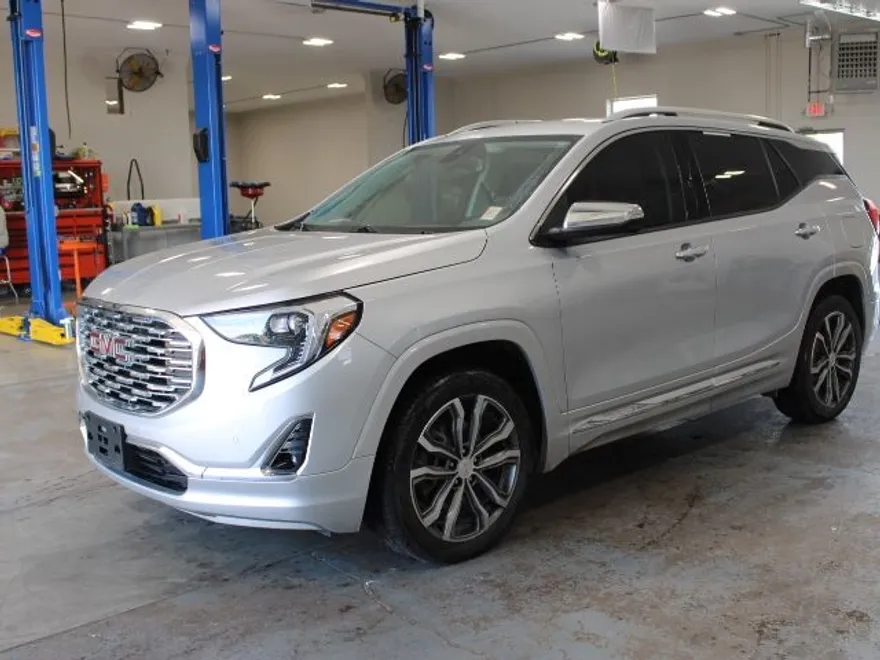 2020 Gmc Terrain Denali photo 1