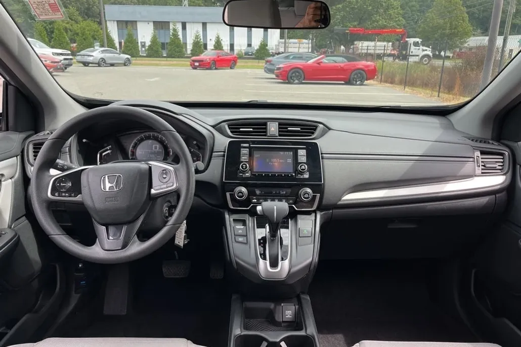 2018 Honda CR-V LX photo 1