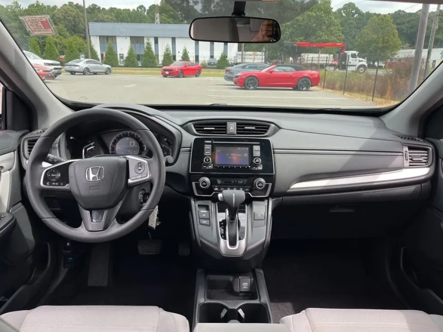 2018 Honda CR-V LX photo 1