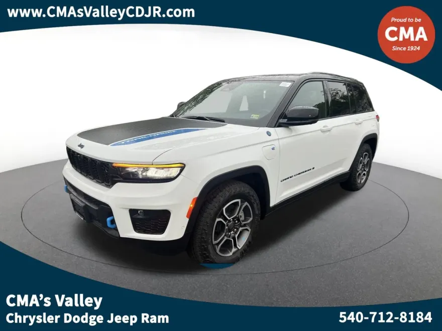 2023 Jeep Cherokee 4xe Trailhawk photo 1