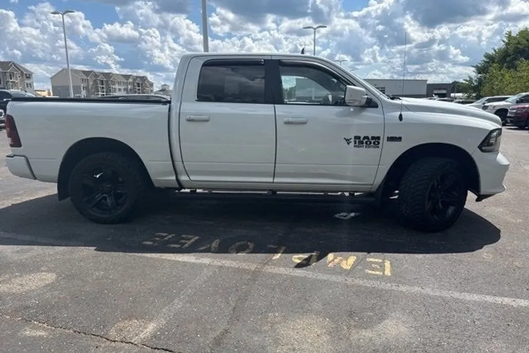 2017 Ram 1500 Sport photo 1