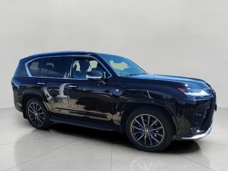 2024 Lexus LX 600 F SPORT photo 1