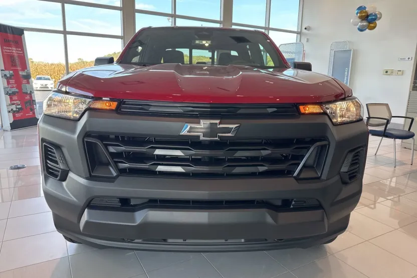 2026 Chevrolet Colorado Work Truck photo 1