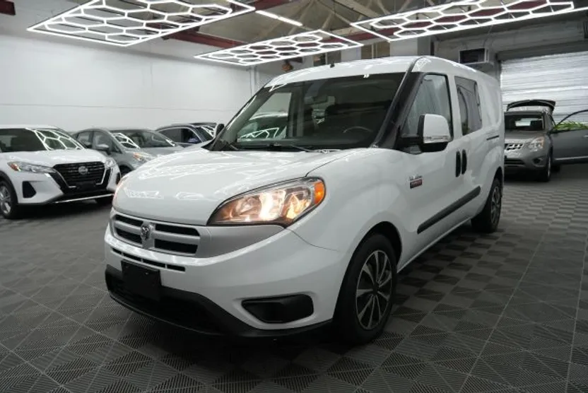 2018 Ram ProMaster City Wagon SLT photo 1