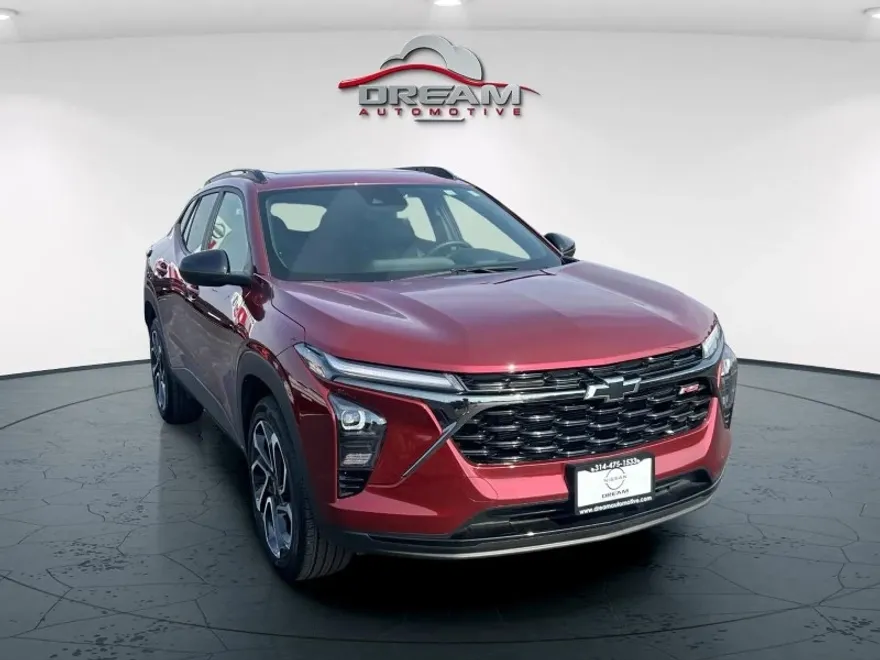 2024 Chevrolet Trax photo 1
