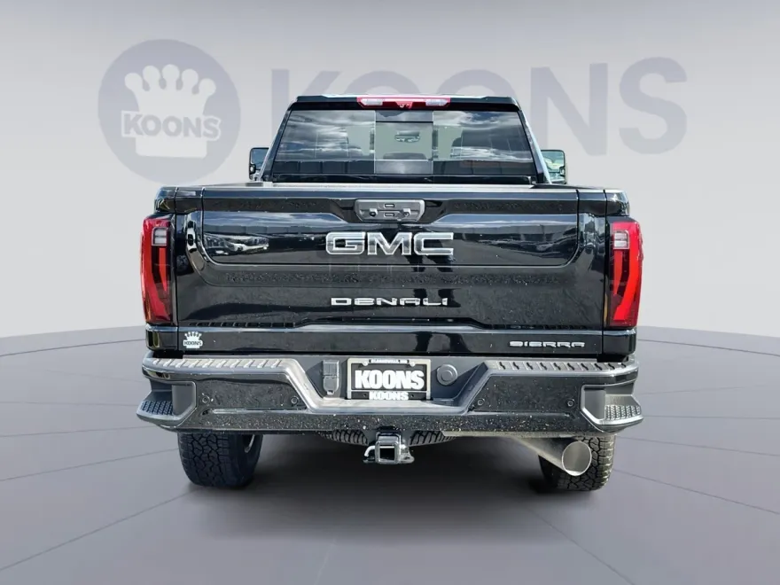 2025 Gmc Sierra 3500 HD Denali Ultimate photo 1