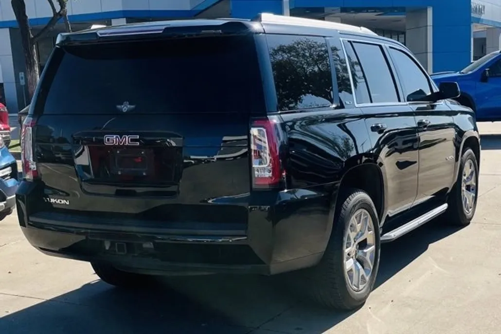 2018 Gmc Yukon SLT photo 1