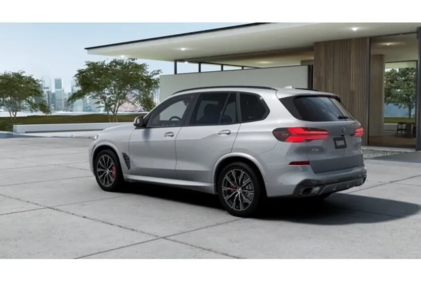 2026 Bmw X5 M photo 1