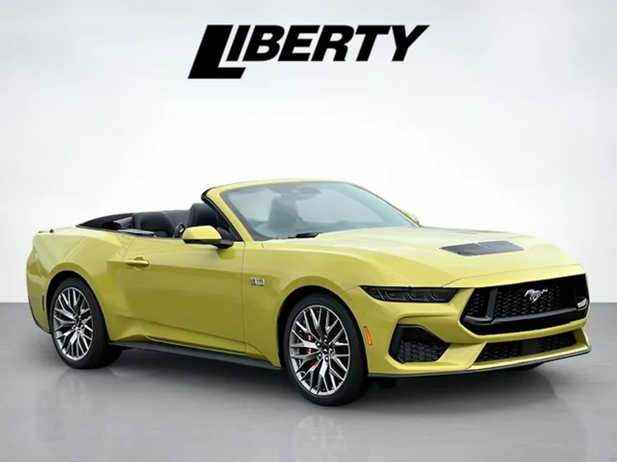 2025 Ford Mustang GT Premium Convertible photo 1