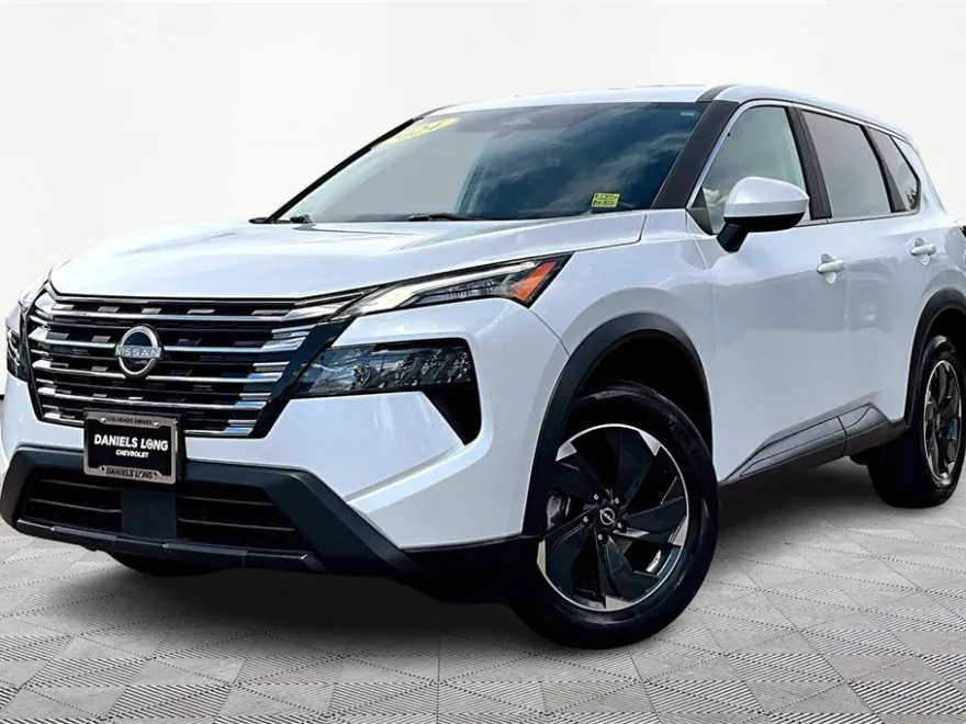 2024 Nissan Rogue SV AWD photo 1