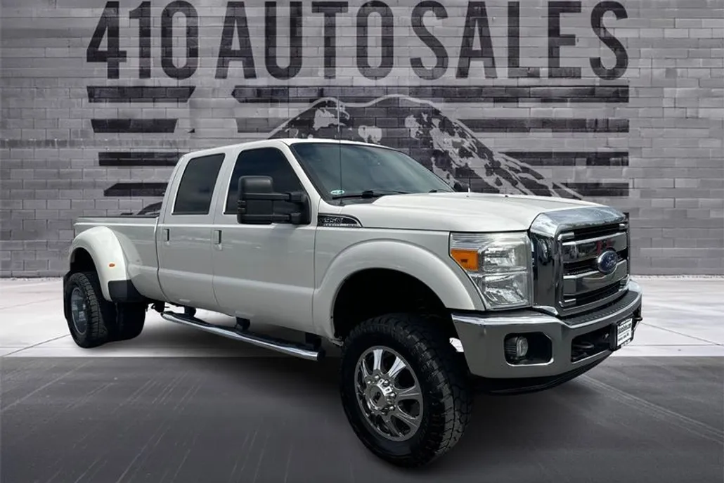 2016 Ford F-350 Lariat photo 1