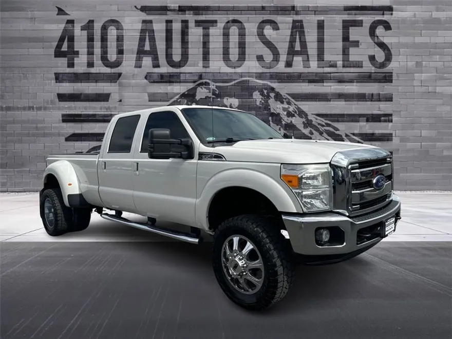 2016 Ford F-350 Lariat photo 1