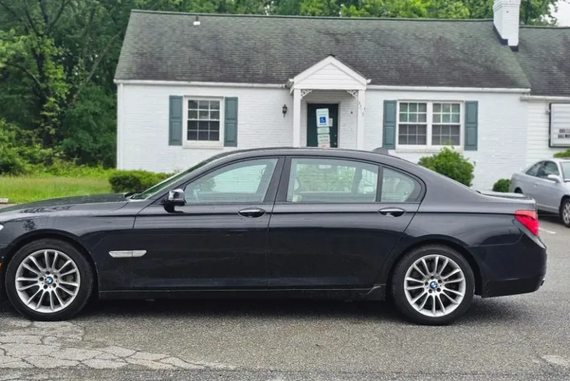 2013 Bmw 750Li / ALPINA B7 photo 1