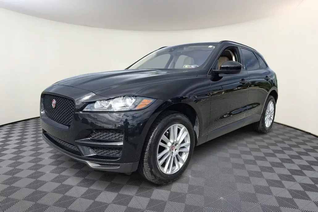 2020 Jaguar F-PACE Prestige P250 photo 1