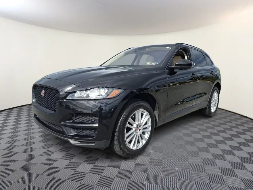 2020 Jaguar F-PACE Prestige P250 photo 1