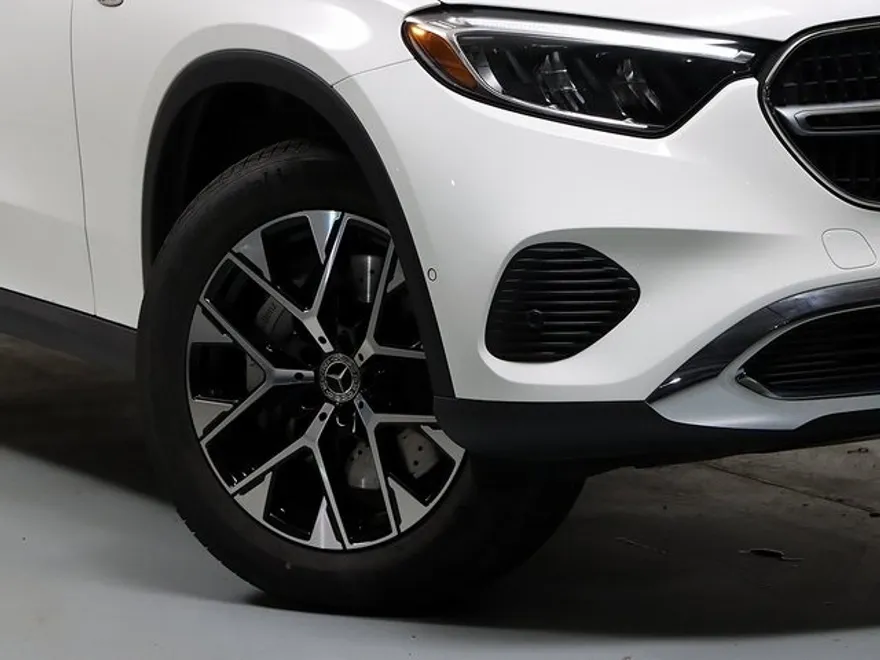 2025 Mercedes Benz GLC 350e 4MATIC photo 1