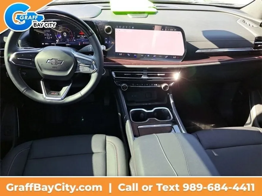 2024 Chevrolet Traverse Z71 photo 1