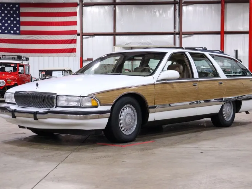 1996 Buick Roadmaster photo 1