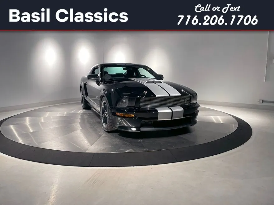 2007 Ford Mustang GT photo 1