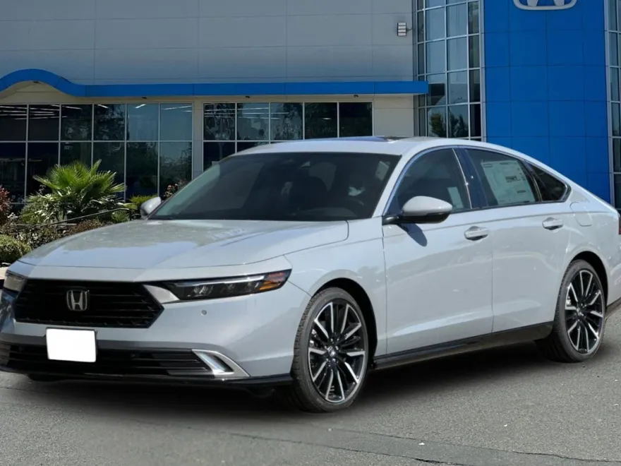 2025 Honda Accord Hybrid Touring photo 1
