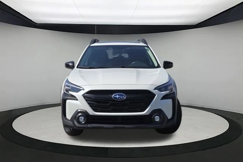 2025 Subaru Outback Onyx Edition photo 1