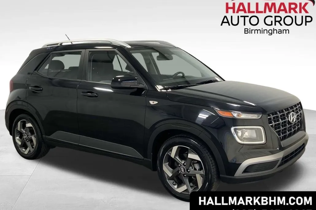 2023 Hyundai Venue SEL photo 1