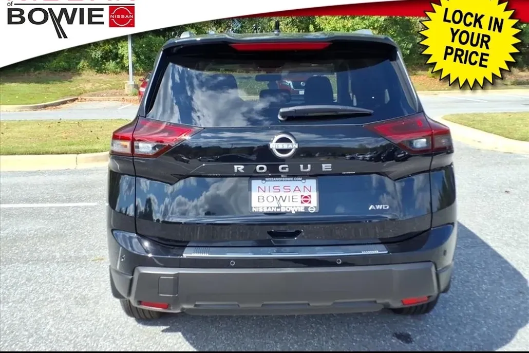 2026 Nissan Rogue SV photo 1