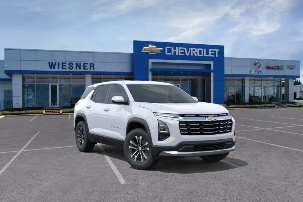2026 Chevrolet Equinox LT photo 1
