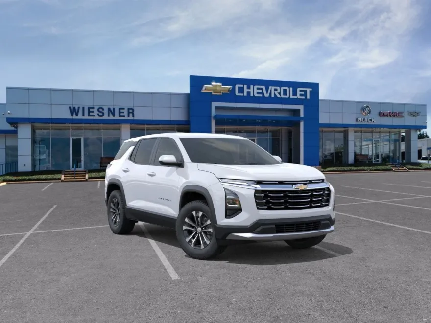 2026 Chevrolet Equinox LT photo 1