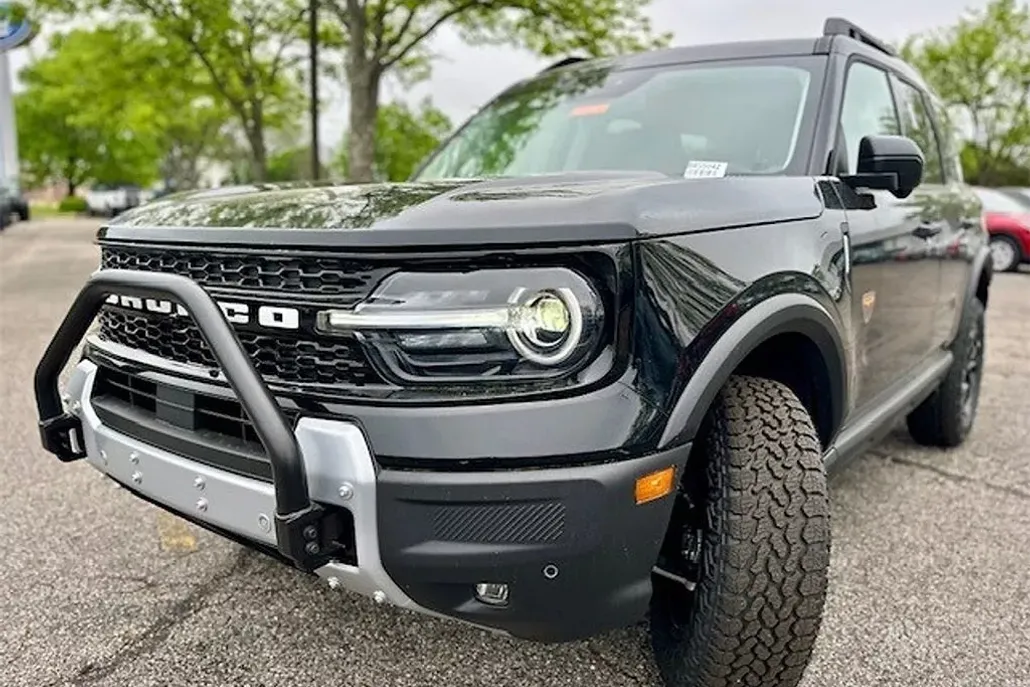 2025 Ford Bronco Sport Badlands photo 1