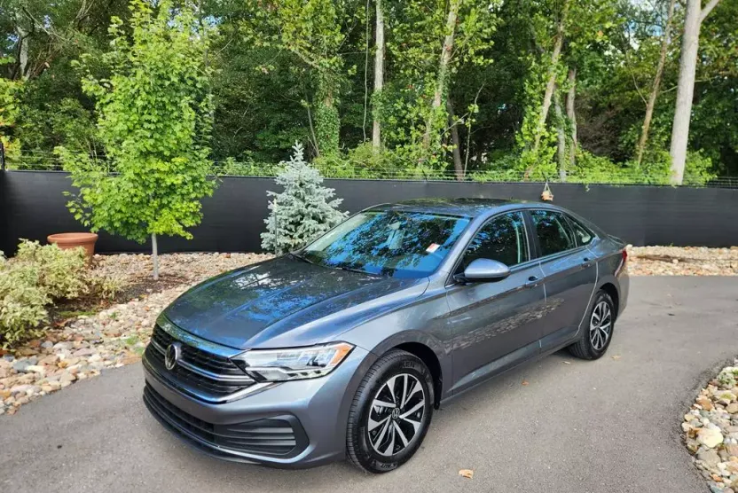2024 Volkswagen Jetta 1.5T S photo 1