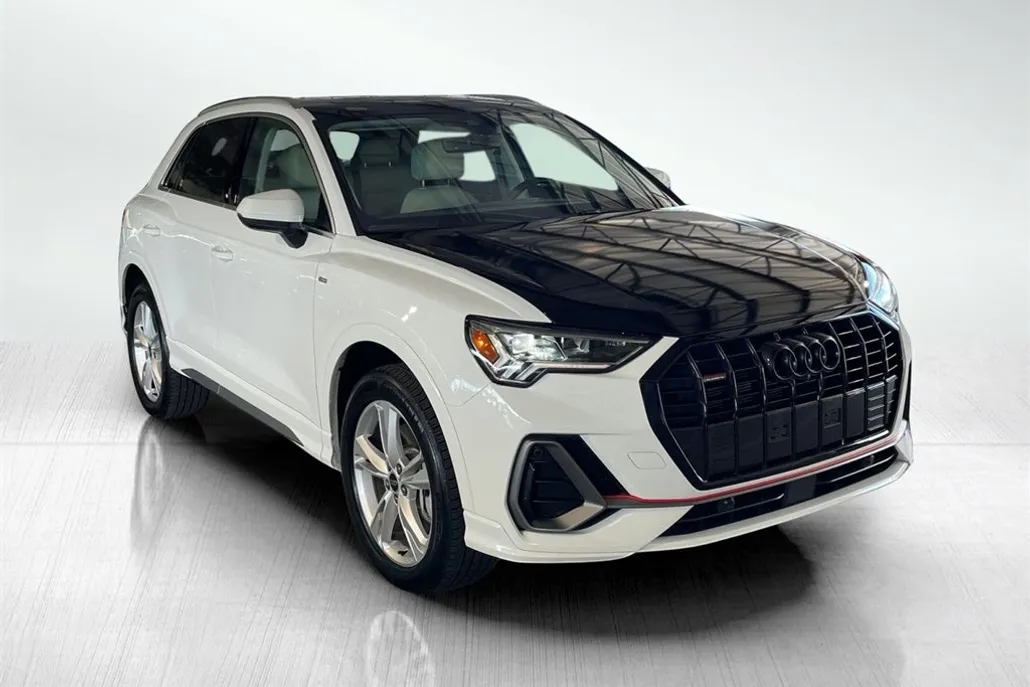 2024 Audi Q3 Premium Plus S line photo 1
